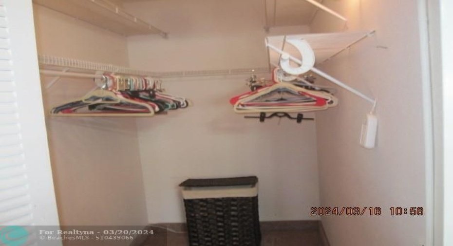 walk in closet