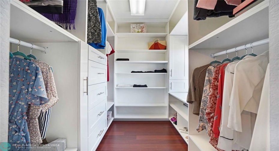 4TH BEDROOM WALK-IN CLOSET