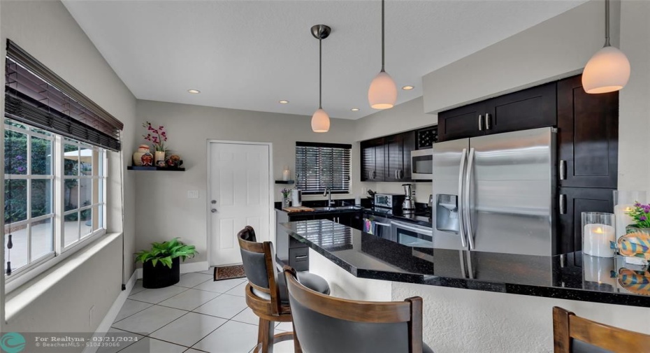 Kitchen Bar