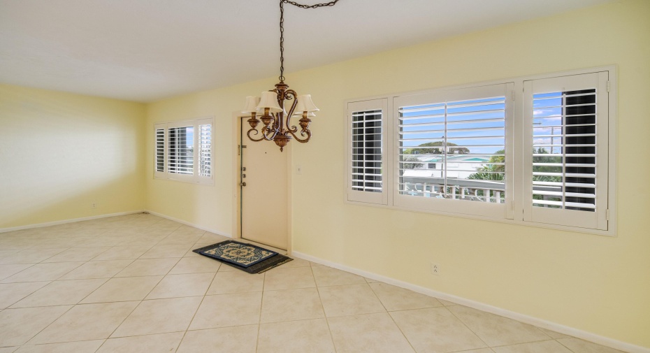 2381 Sunset Avenue Unit 217, Lake Worth Beach, Florida 33461, 2 Bedrooms Bedrooms, ,2 BathroomsBathrooms,Condominium,For Sale,Sunset,2,RX-10948508