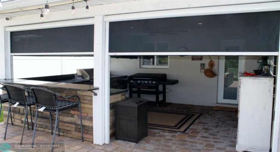 Electric Roll down screens