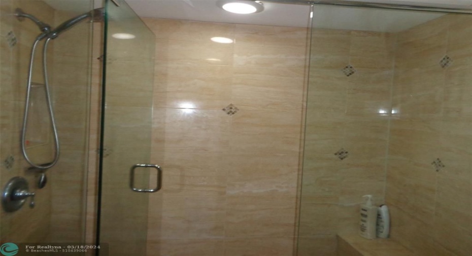MASTER BATH 2ND FLOOR