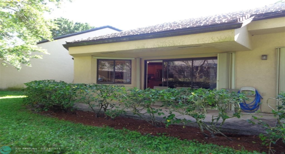 BACK OF TOWNHOME