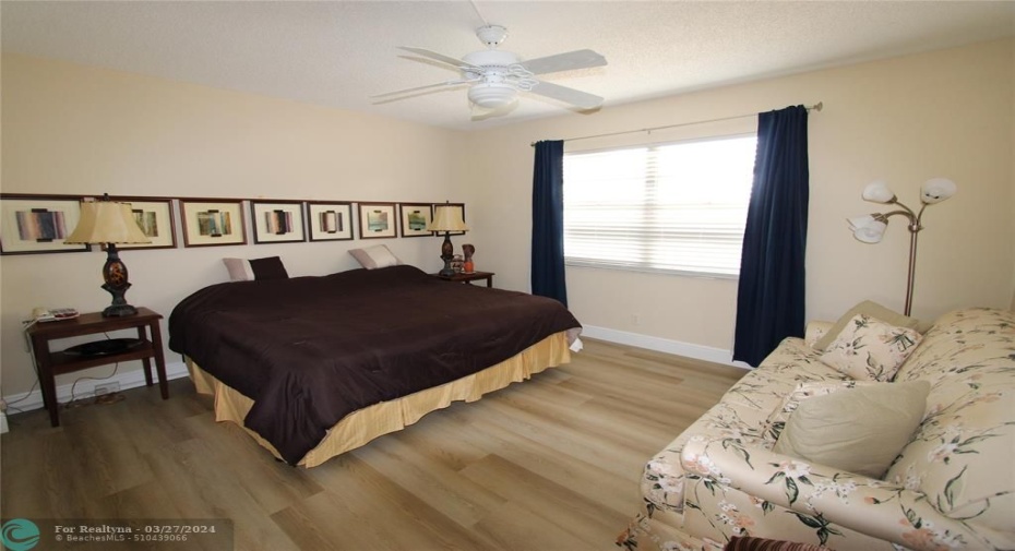 GUEST BEDROOM KING BED AND SOFA BED