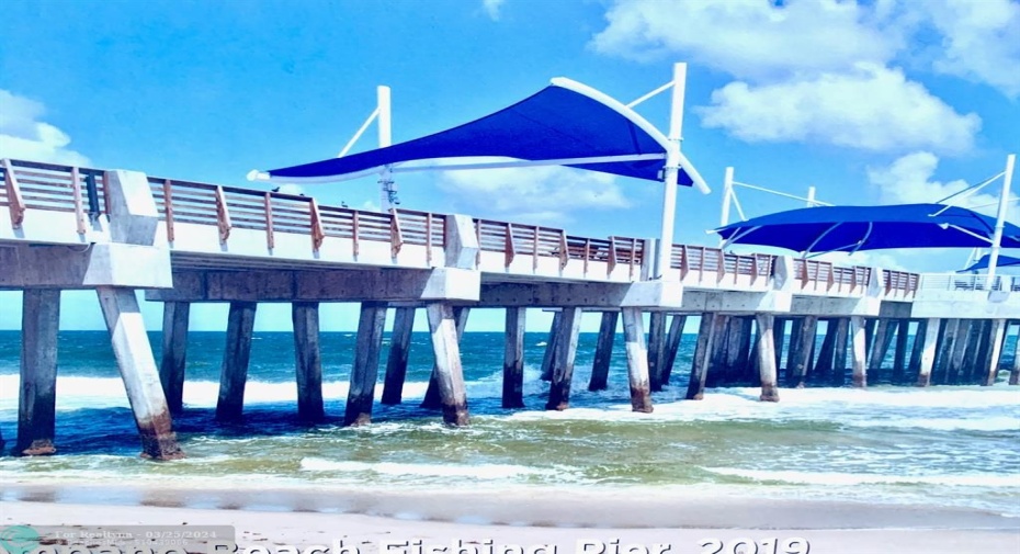 Pompano Pier only a few blocks away