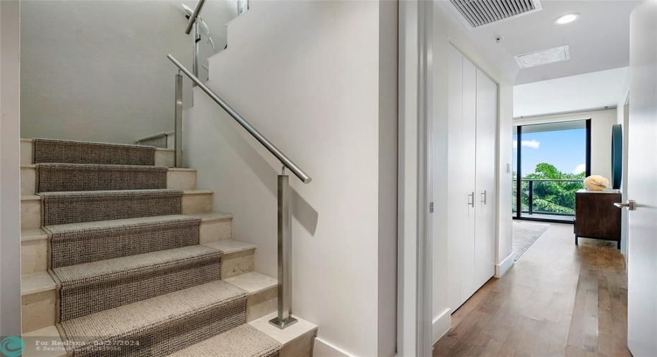 Stairway to Bedroom Level