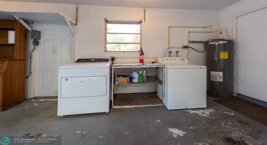 2019 Water Heaterside garage door
