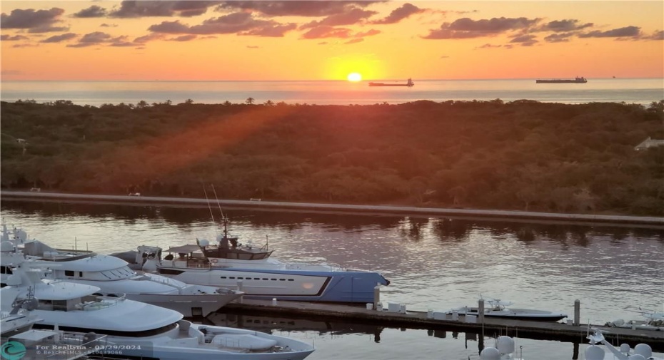 East biew sunrise