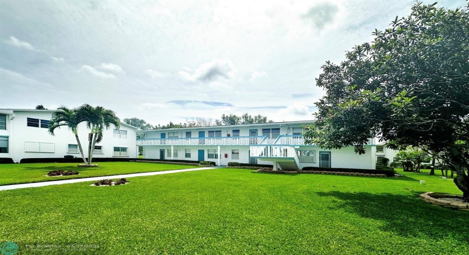 Well Maintained Garden Building