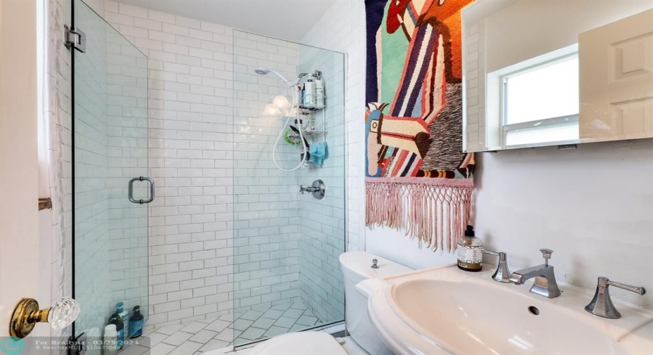 Primary bath