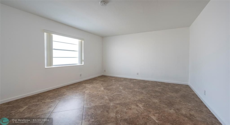 2nd Bedroom