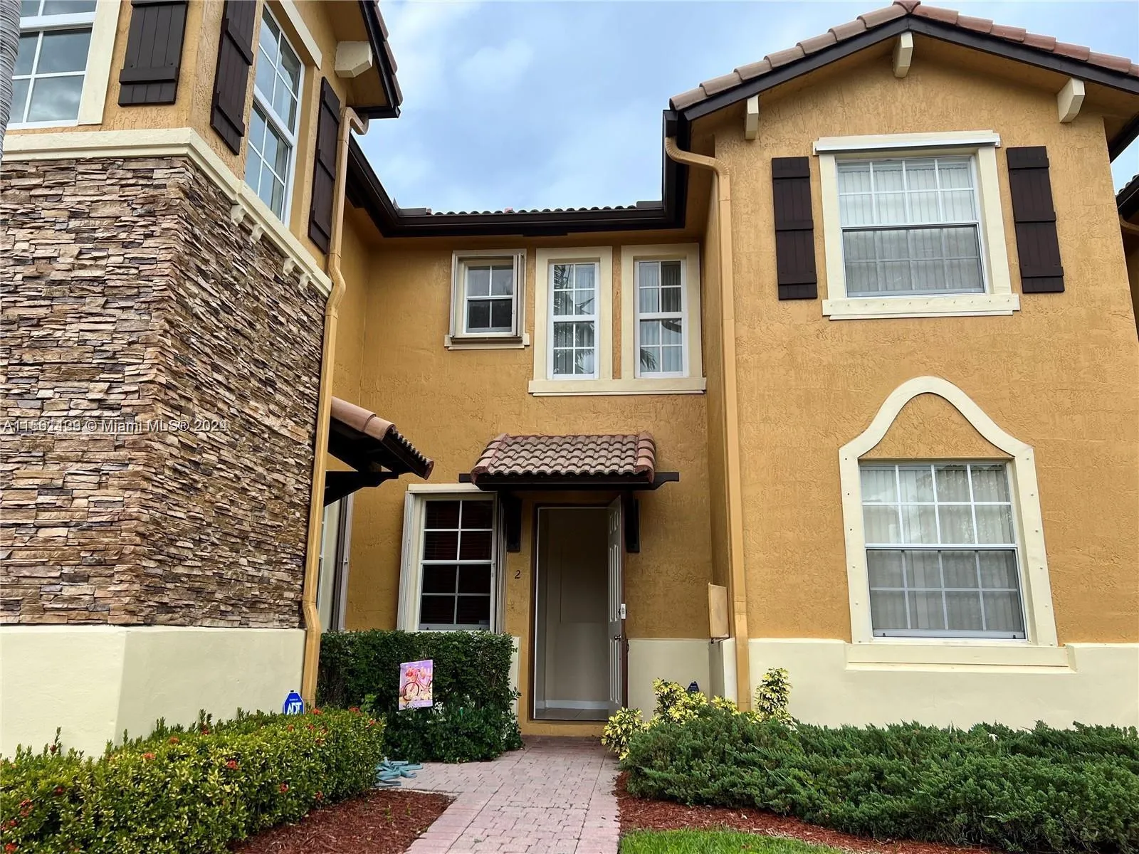 Residential Lease For Rent