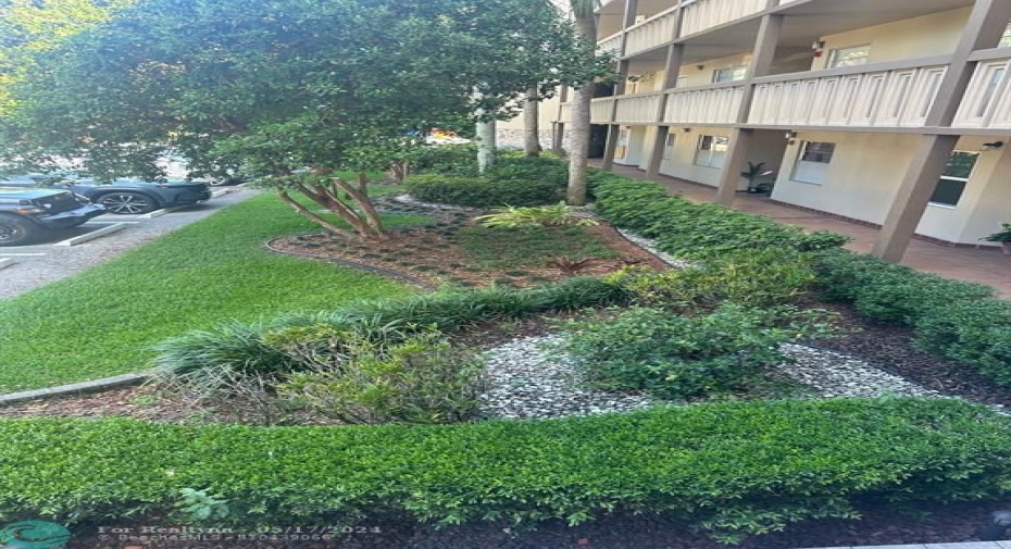 Gorgeous landscaping