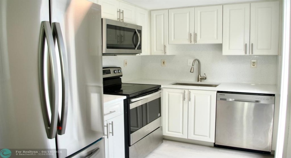 SS 3 Door Refrigerator