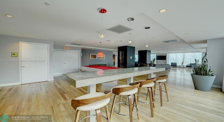 Billiard & Media Room (2nd Floor)