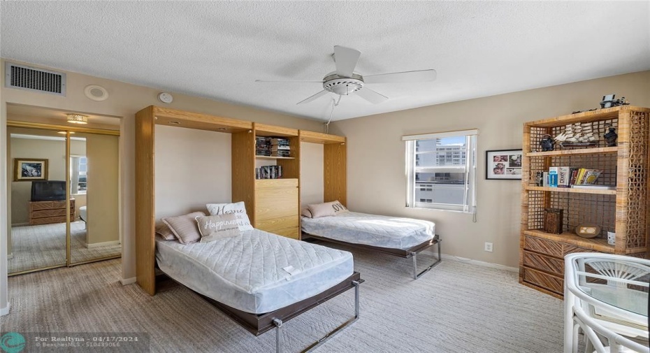 Secondary Bedroom with murphy beds