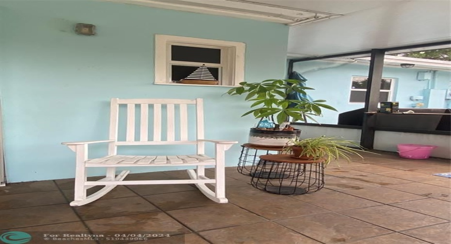 Large Screened Porch