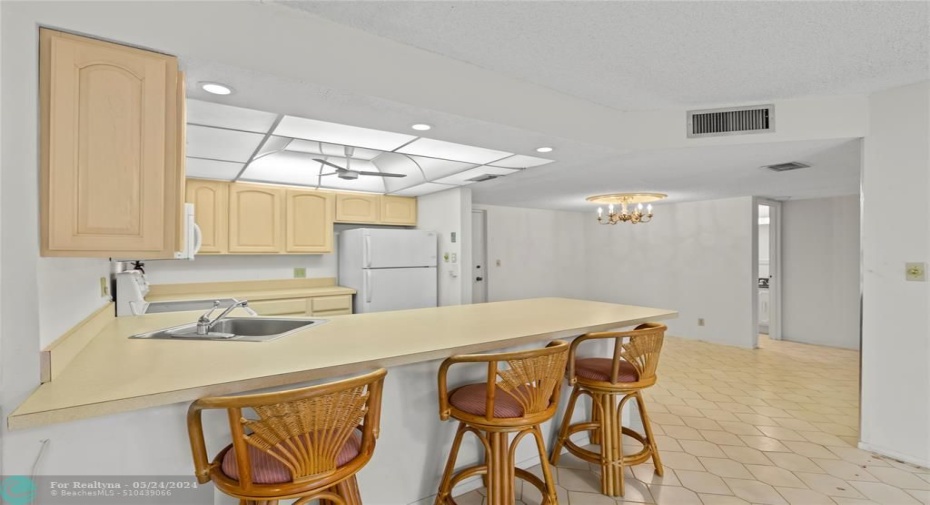 Nice open view of kitchen
