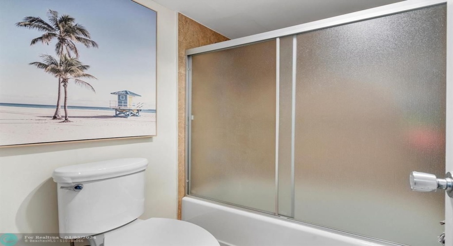 en-Suite Bathroom