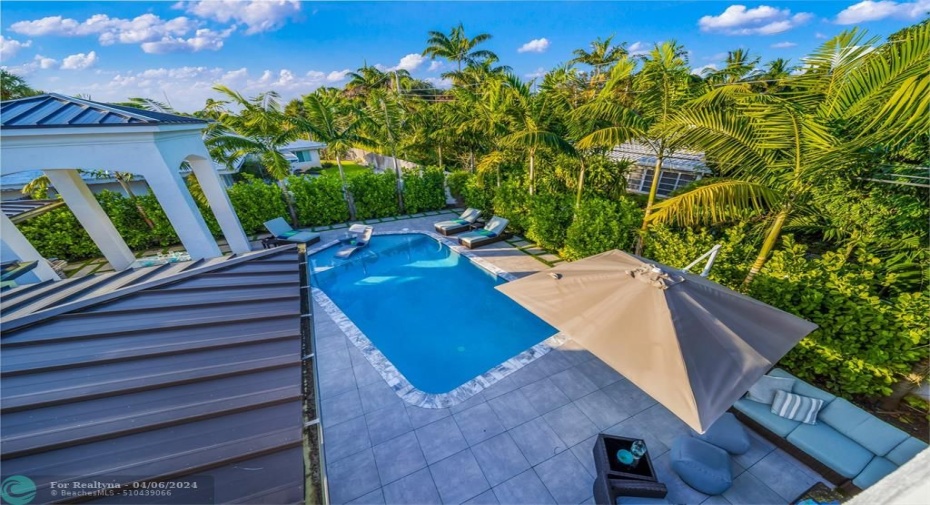 Views from the second floor terrace.