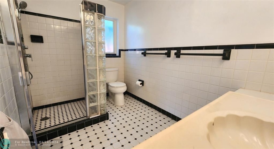 Belongs to Guest House
