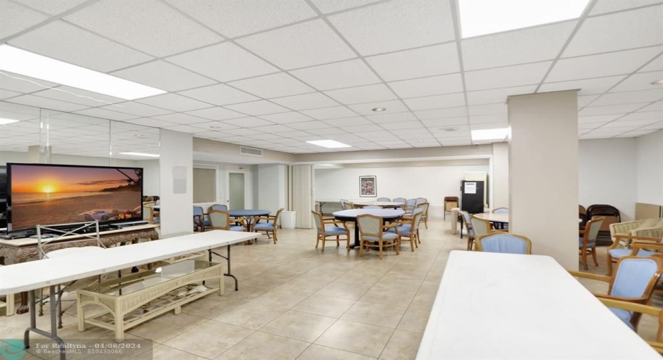 Clubhouse / Meeting Area