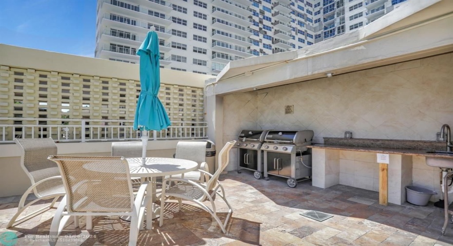BBQ area poolside