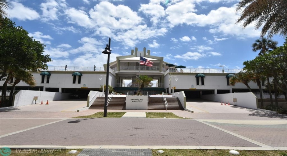 Beach Club Entrance