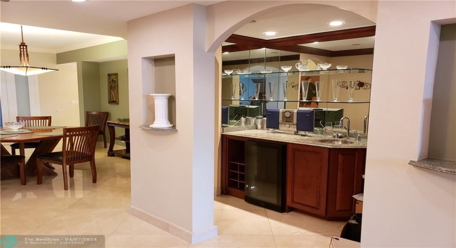 Bar off dining room