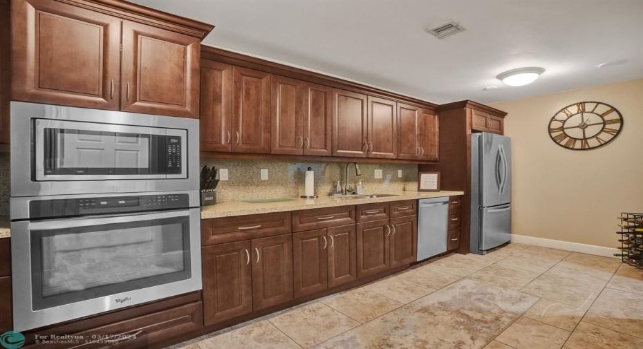 Clubhouse Kitchen