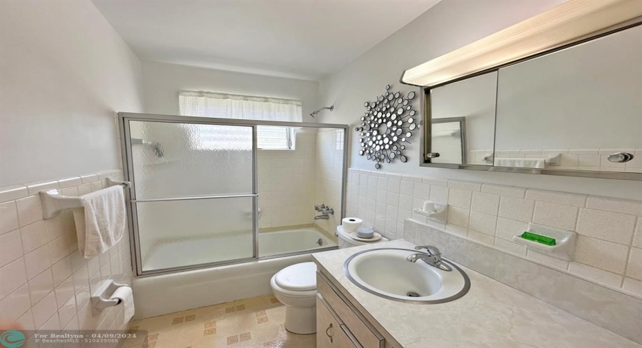 Second bathroom.