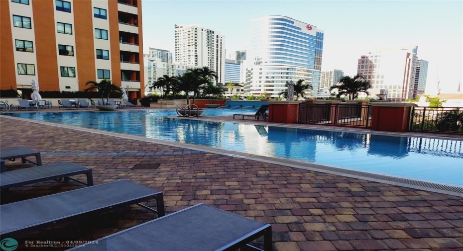 POOL