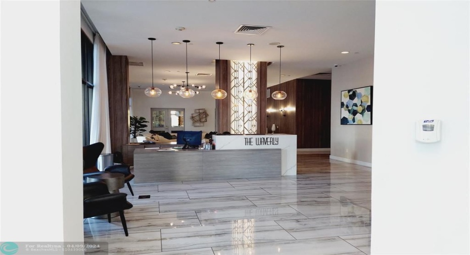 FRONT DESK IN MAIN LOBBY