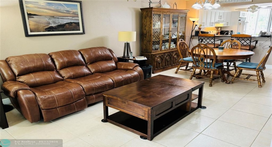 living/dining combo