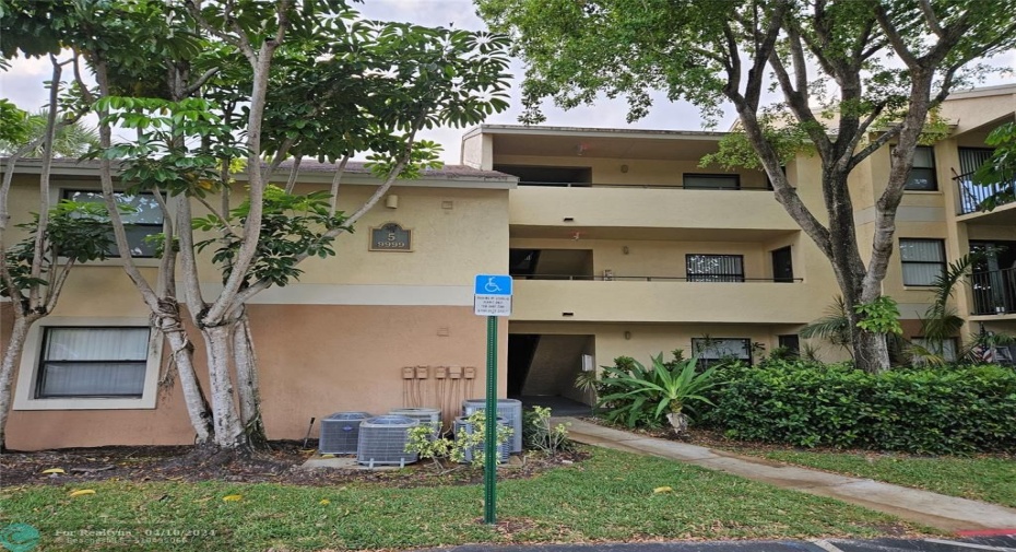 VIEW OF FRONT OF THE BUILDING #5