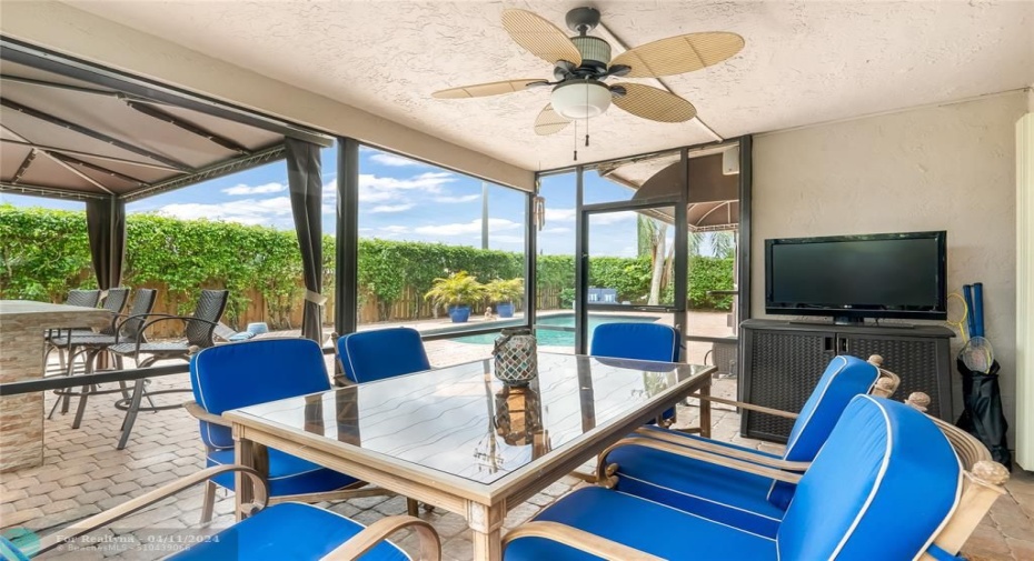 Screened in patio