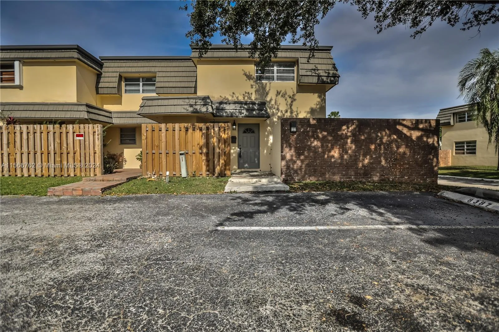 Residential Lease For Rent