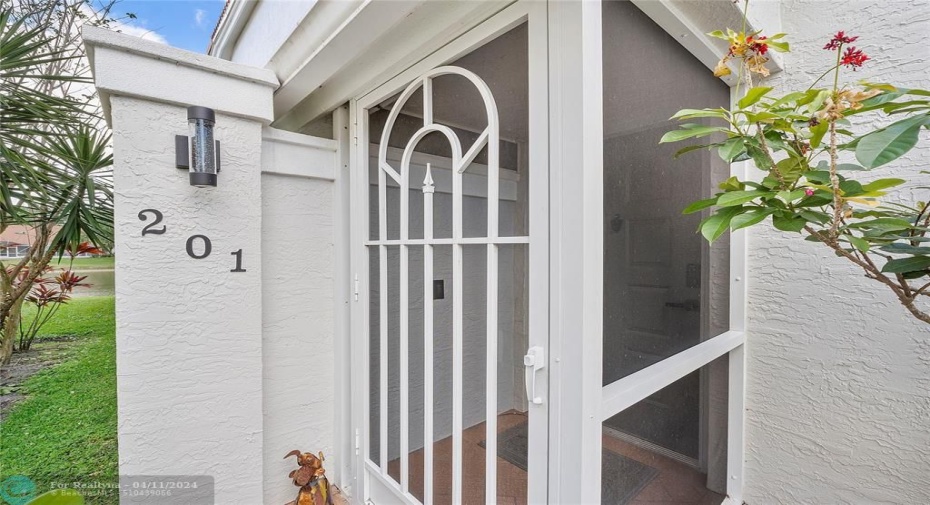 Screened Entry