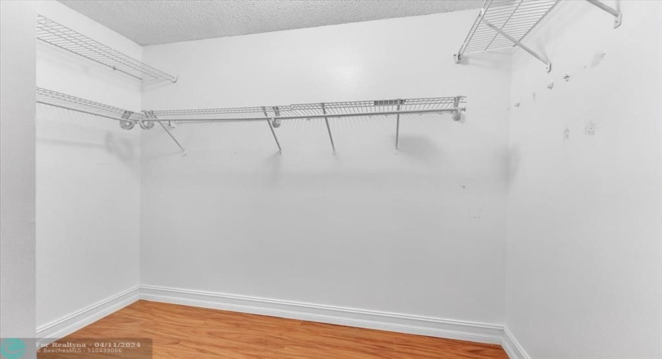 Walk in Closet