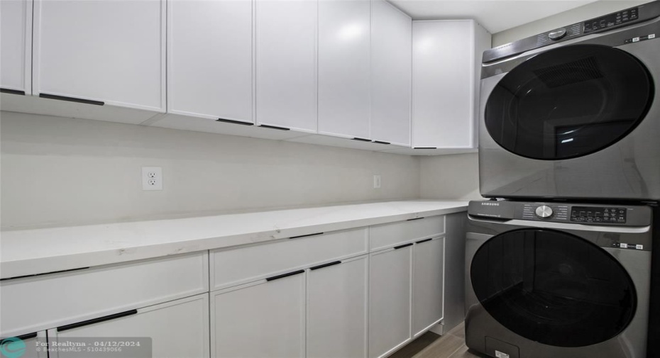 Butler's pantry and laundry