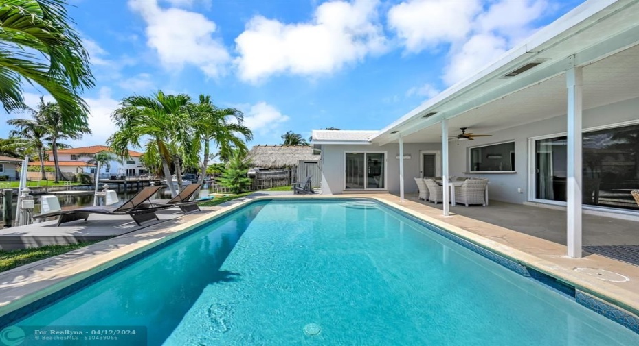 Salt water pool