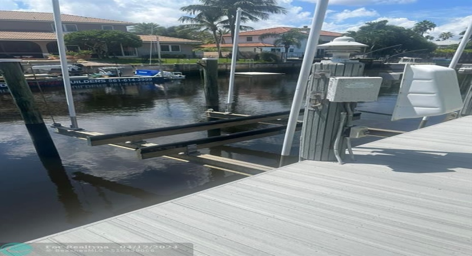 Boat Lift