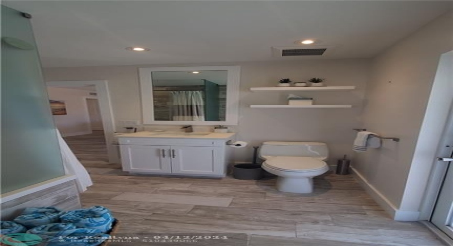 2nd bathroom has two entrances....one from bedroom...and one from dining area