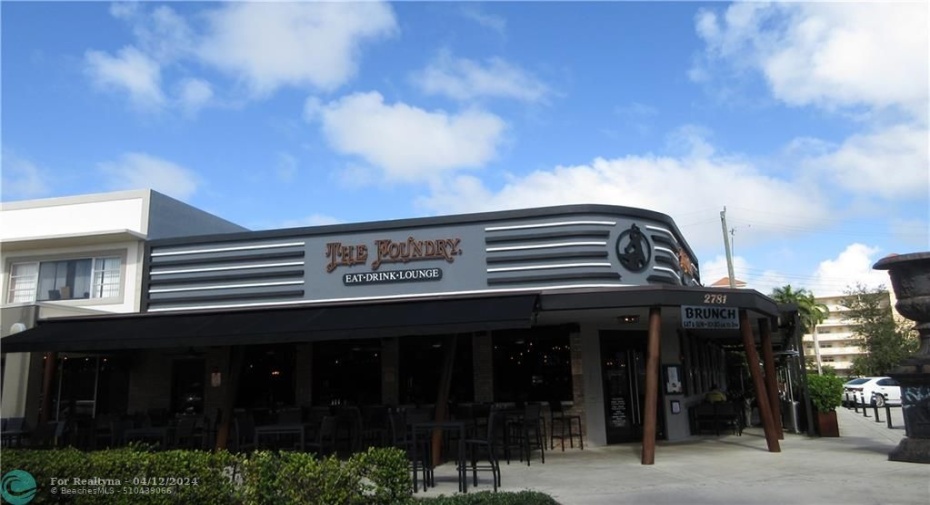 Pompano Beach The Foundry 5 blocks away