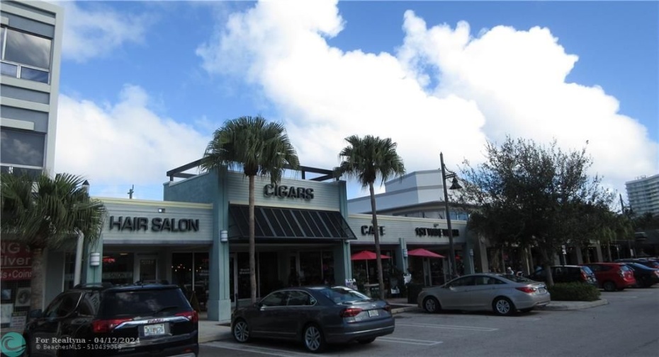 Pompano Beach array of stores 5 blocks away