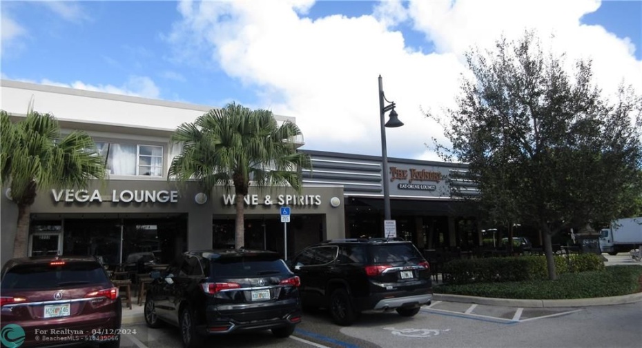 Pompano Beach even more shops & dining