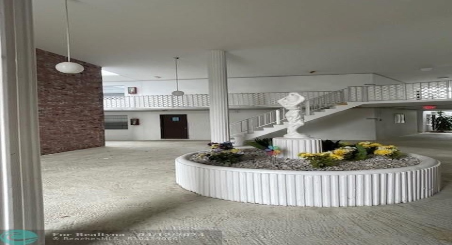 Maintained courtyard