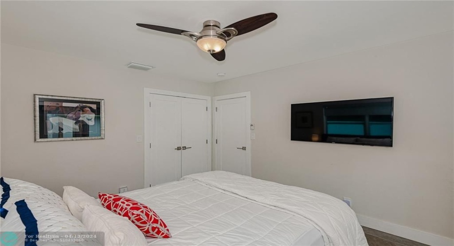 second bedroom