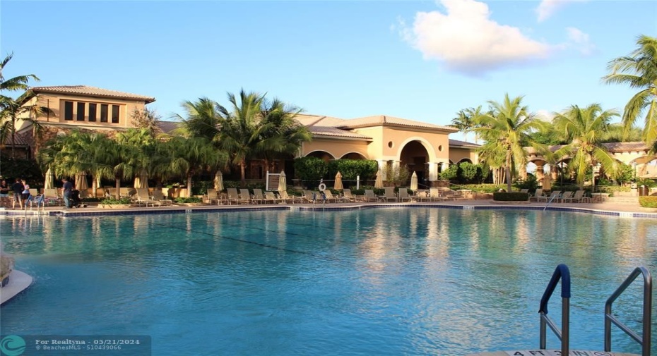 Large CH Pool