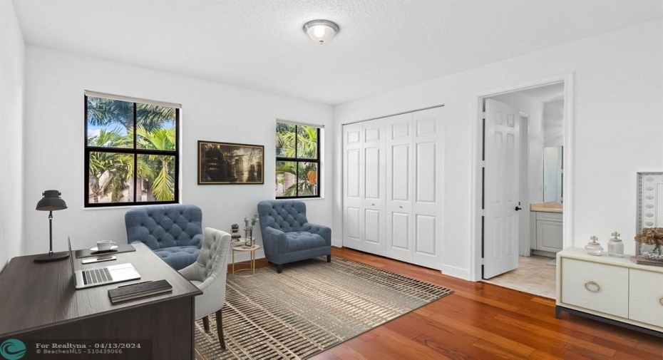 GUEST ROOM/OFFICE SPACE